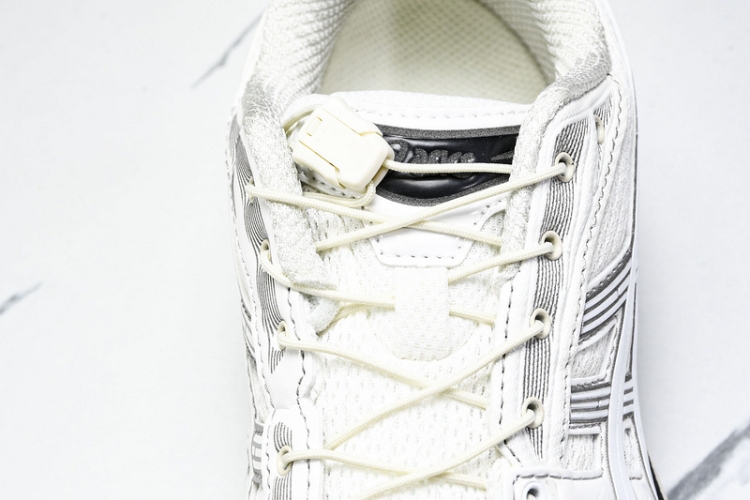 Asics Gel-Kayano 14 1201A922-100