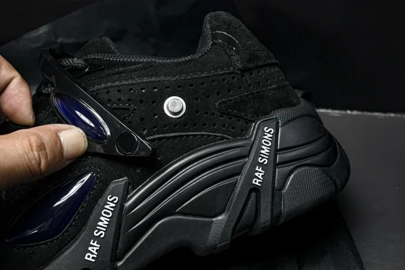 Raf Simons Cylon-21 HR740003L 