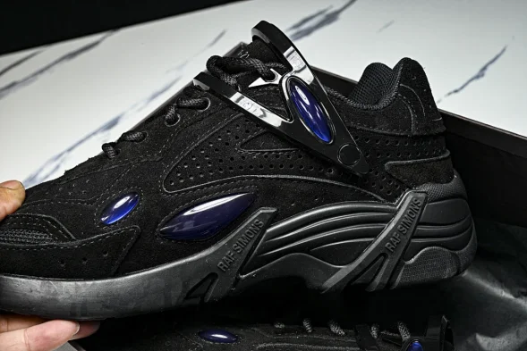 Raf Simons Cylon-21 HR740003L 