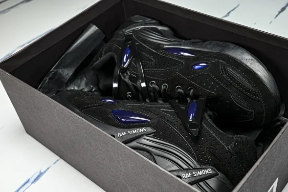 Raf Simons Cylon-21 HR740003L 