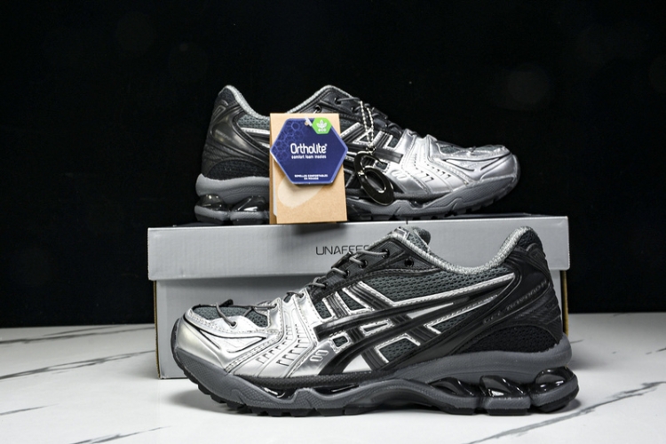 Asics Gel-Kayano 14 1201A922-020
