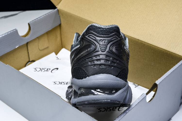 Asics Gel-Kayano 14 1201A922-020