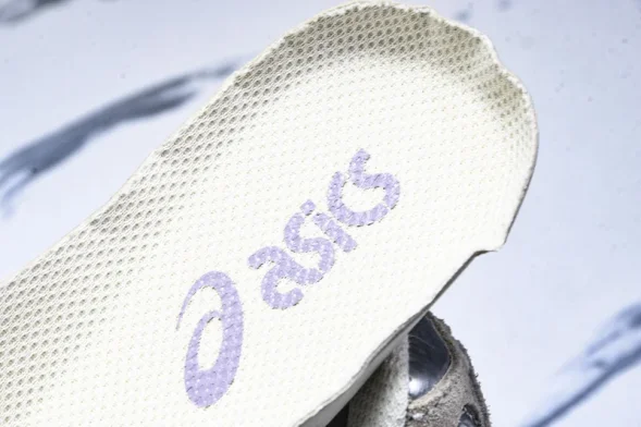 Asics Gel-NYC 1201A789-105 