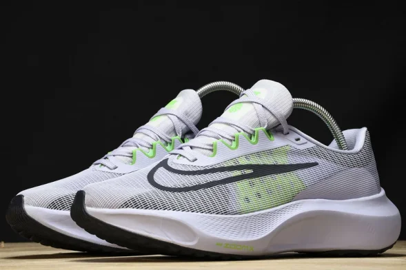 Nike Zoom Fly 5 DM8968 500 