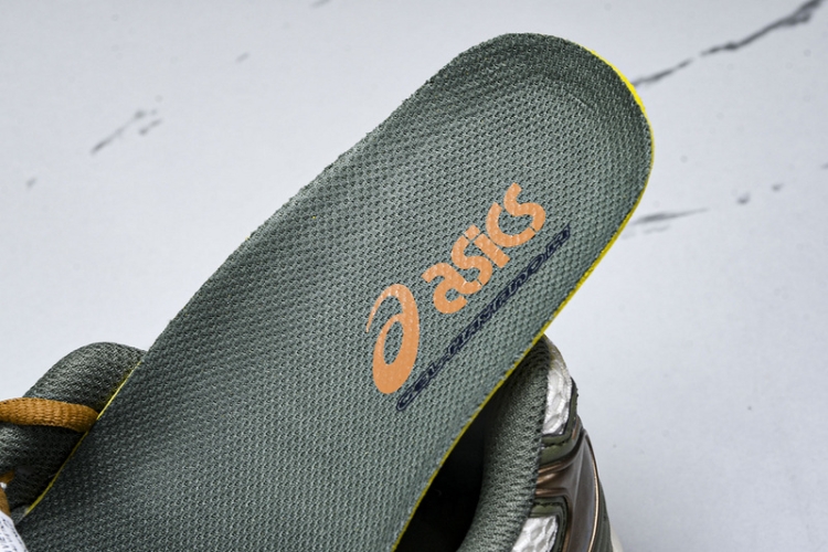 Asics Gel-Kayano 14 1201A019-250