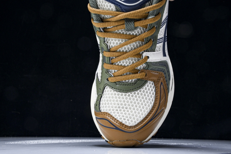 Asics Gel-Kayano 14 1201A019-250