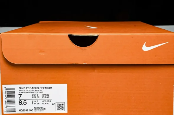 Nike Air Zoom Pegasus Premium HQ2592 100 