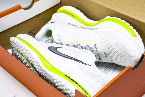 Nike Air Zoom Pegasus Premium HQ2592 100 