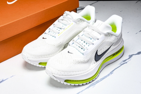 Nike Air Zoom Pegasus Premium HQ2592 100 