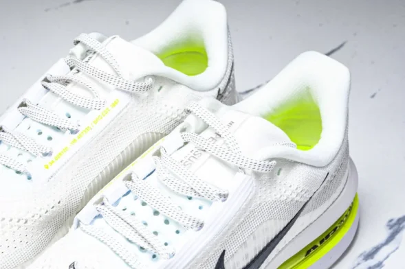 Nike Air Zoom Pegasus Premium HQ2592 100 