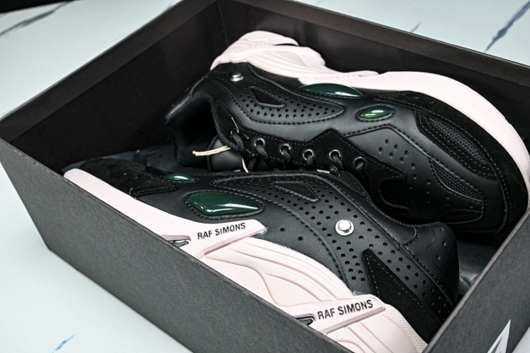 Raf Simons Cylon-21 HR740003L 