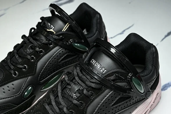 Raf Simons Cylon-21 HR740003L 