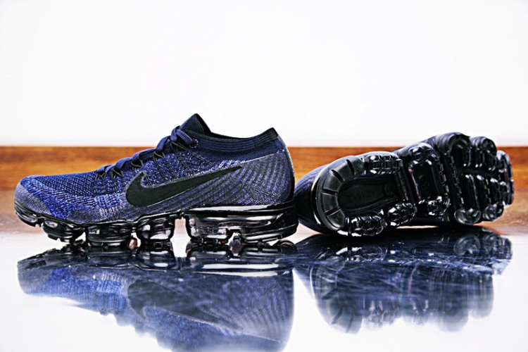 Nike Air VaporMax “College Navy” 849558-400