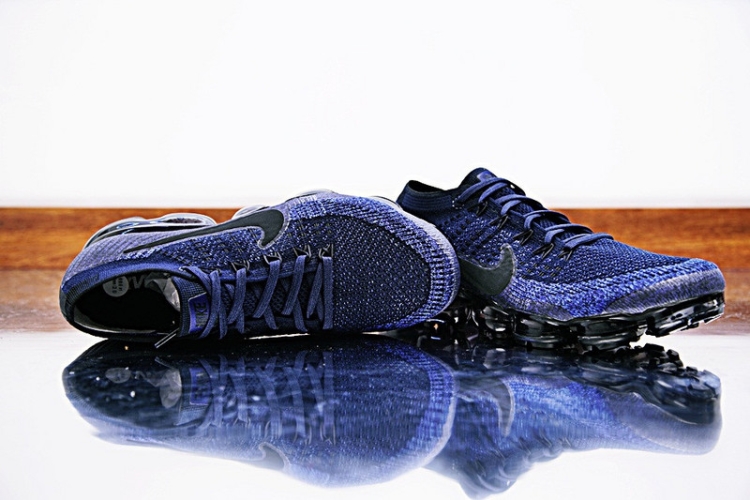 Nike Air VaporMax “College Navy” 849558-400