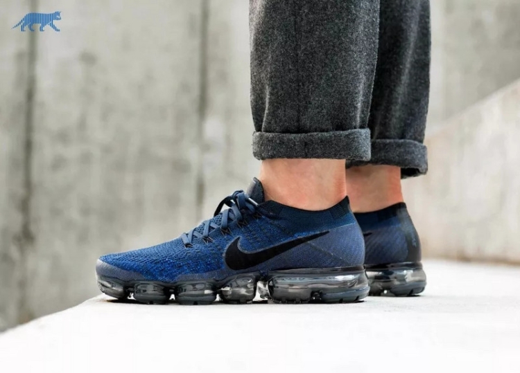 Nike Air VaporMax “College Navy” 849558-400