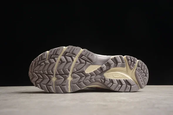 Asics GEL-KAHANA 8 1012A978-103 