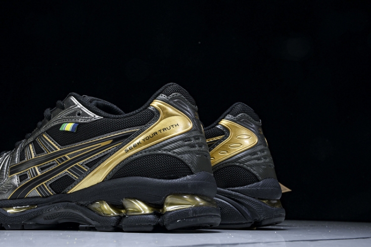 Asics Gel-Kayano 14 1203A860-001