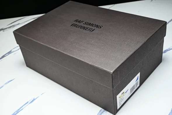 Raf Simons Cylon-21 HR740010L 