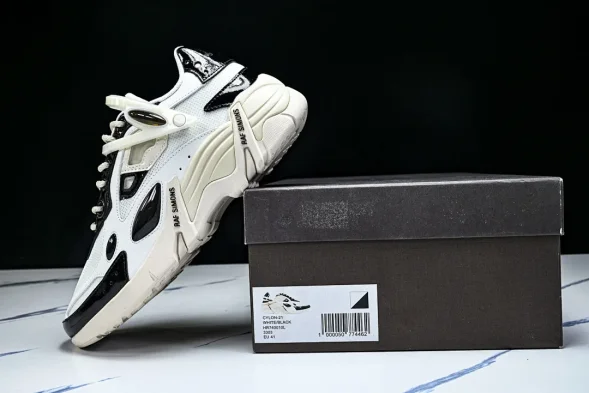 Raf Simons Cylon-21 HR740010L 