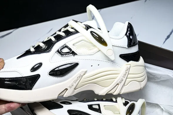 Raf Simons Cylon-21 HR740010L 
