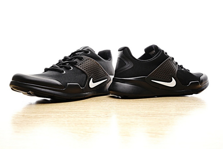  Nike Arrowz SE 902813-300