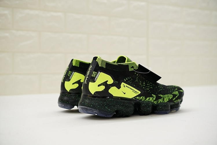 ACRONYM x Nike Air VaporMax Moc 2 AQ0996-007