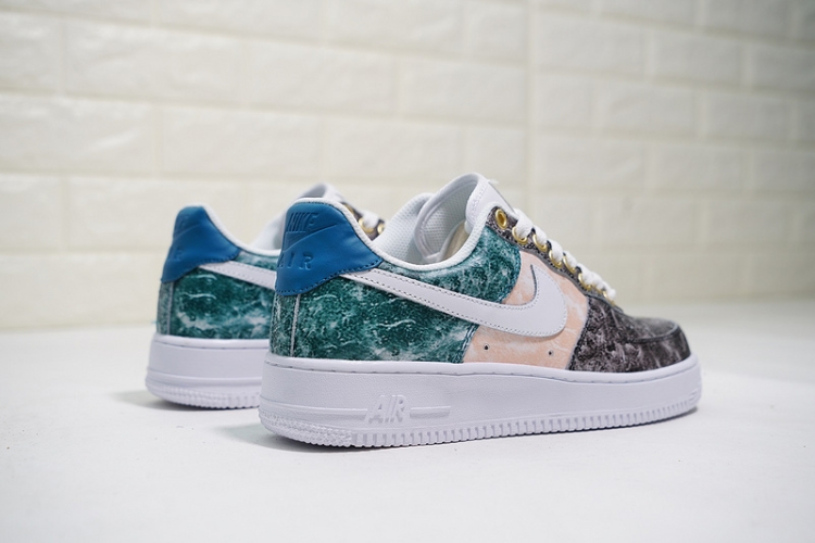 Nike Air Force 1 07 LXX W AO1017-101