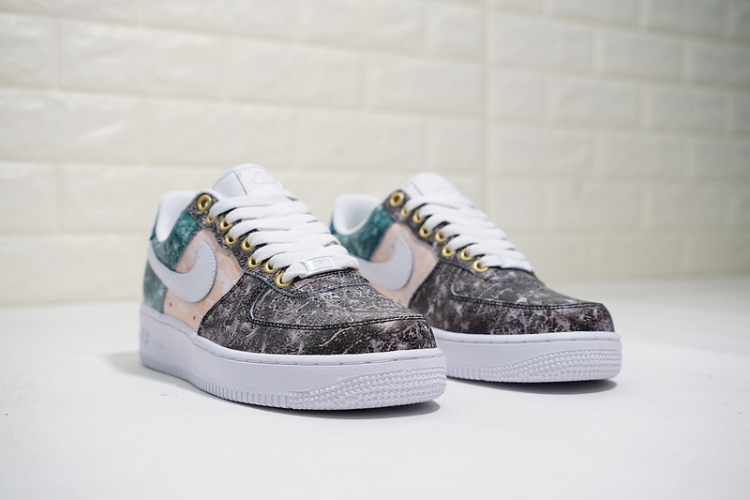 Nike Air Force 1 07 LXX W AO1017-101