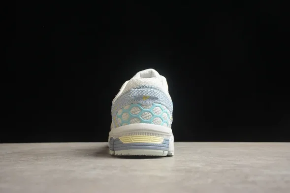 Asics GEL-KAHANA 8 1012A978-300 