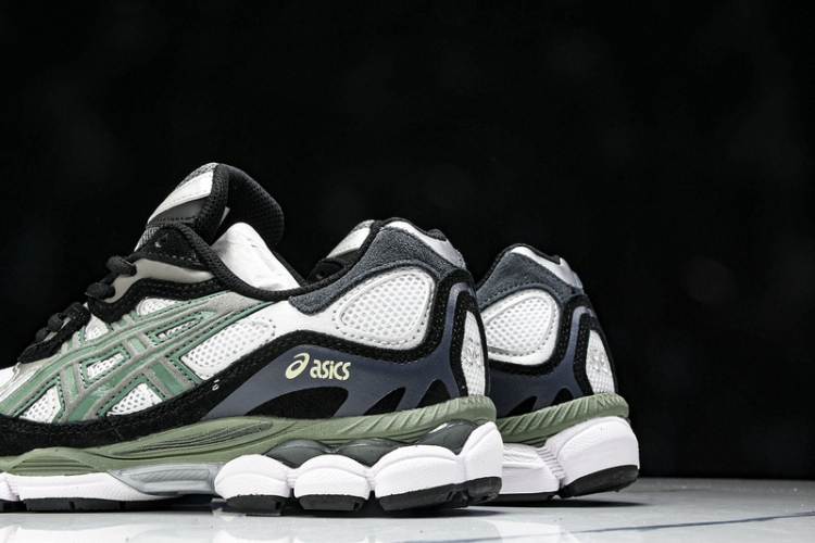 Asics Gel-NYC 1201A789-101