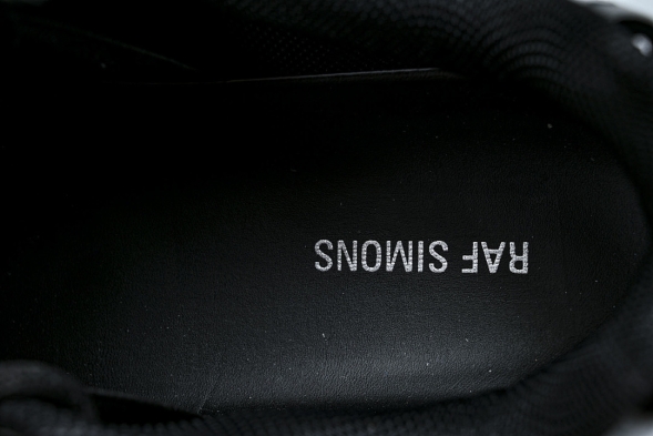 Raf Simons Cylon-21 HR740010L 