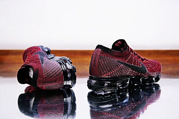 Nike Air VaporMax “Dark Team Red” 849558-601