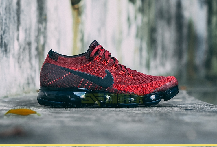 Nike Air VaporMax “Dark Team Red” 849558-601