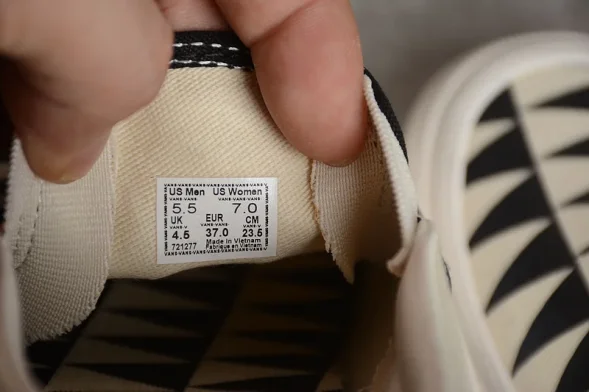 Vans Slip-On x Pilgrim 2.0 VN0A45JKDC8 