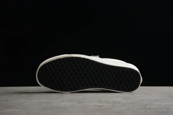 Vans Slip-On x Pilgrim 2.0 VN0A45JKDC8 