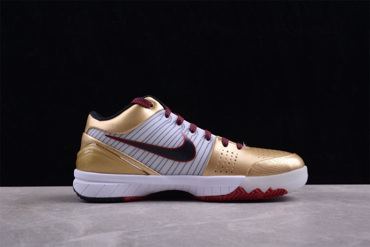  Undefeated x Nike Zoom Kobe IV FQ3544-100