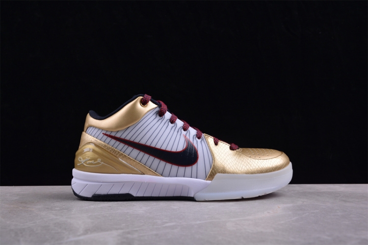  Undefeated x Nike Zoom Kobe IV FQ3544-100