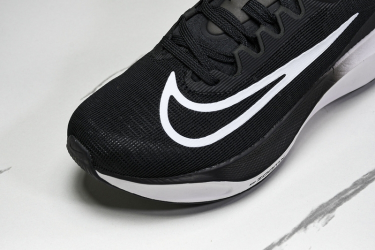 Nike Zoom Fly 5 DM8968 001
