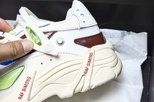 Raf Simons Cylon-21 HR740010L  
