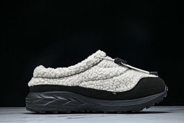 Asics Gel-Sonoma WT Teddy Fur 1203B036-020  