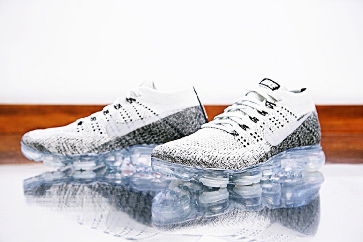 Nike Air VaporMax “Oreo” 899473-002