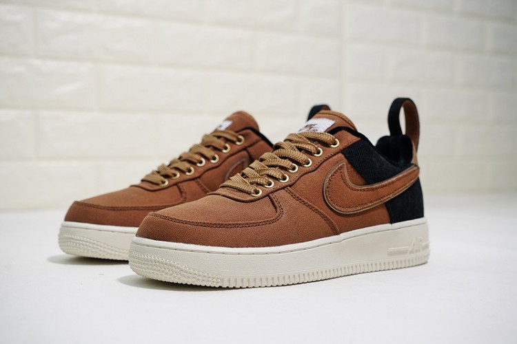 Carhartt WIP x Nike Air Force 1 Low'07 AA4061-200