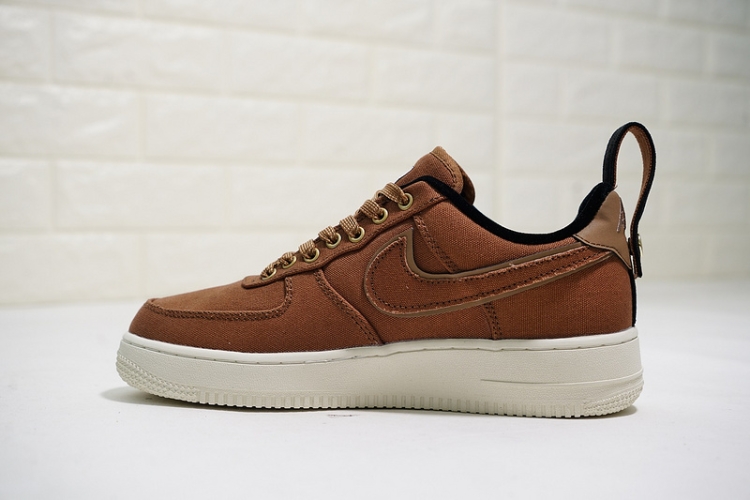 Carhartt WIP x Nike Air Force 1 Low'07 AA4061-200