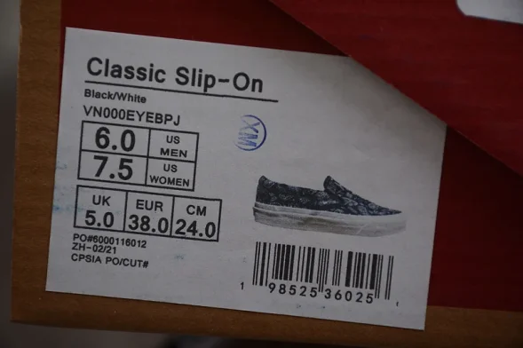 Vans Slip-On OG VN000EYEBPJ 