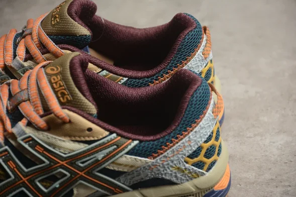 Asics GEL-KAHANA 8 1011B109-024 