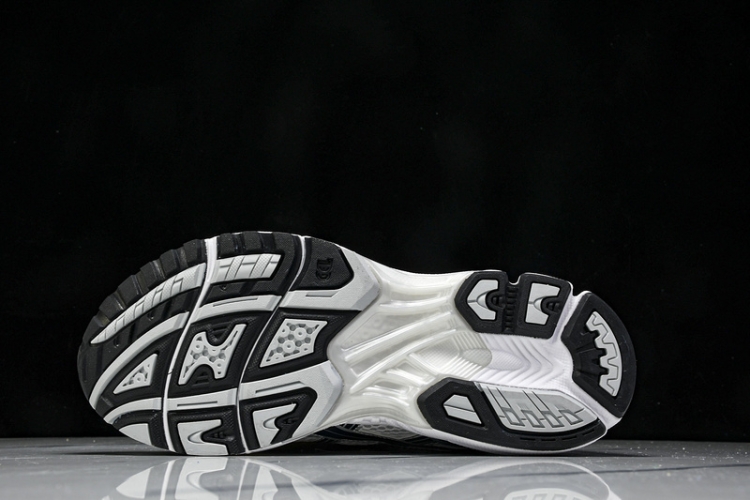 Asics Gel-Kayano 14 1203A537-106