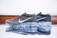 Dark grey vapormax flyknit top