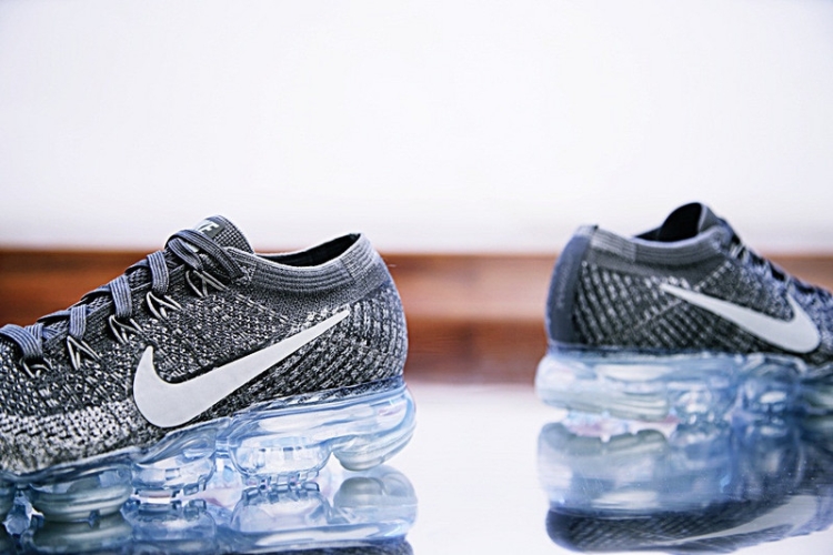 Nike Air VaporMax “Dark Grey” 849558-002