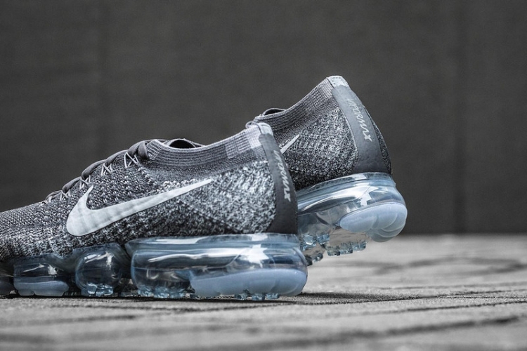 Nike Air VaporMax “Dark Grey” 849558-002