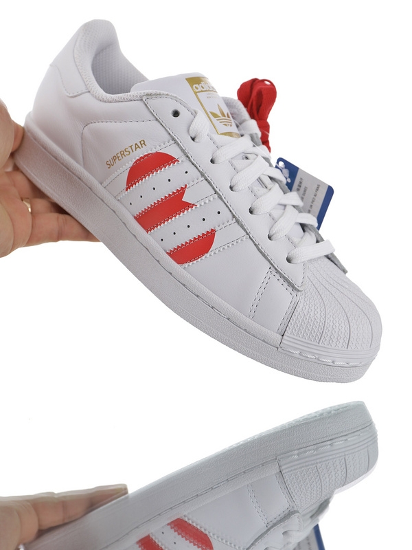 Adidas Superstar “Valentine’s Day” EG3396